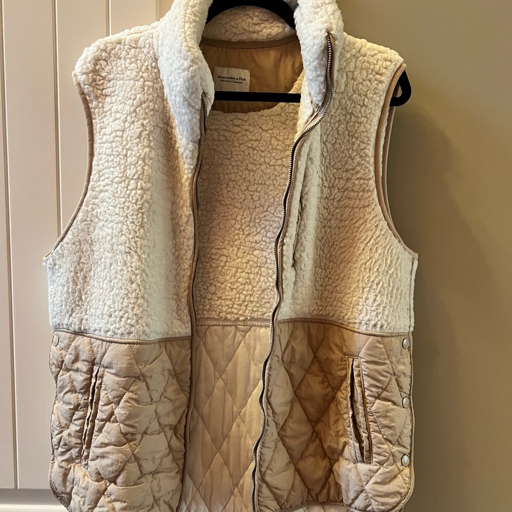 Women's Cream and Tan Quilted Vest